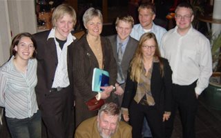 jon-lillietun-og-valgerd-svarstad-haugland-pa-besok-til-arsmotet-2004