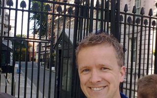 utenfor-10-downing-street--london--uk